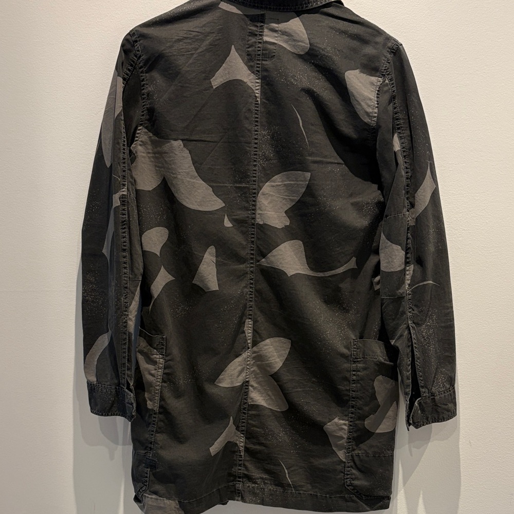 Women’s Camouflage Jacket - Picture 4 of 5